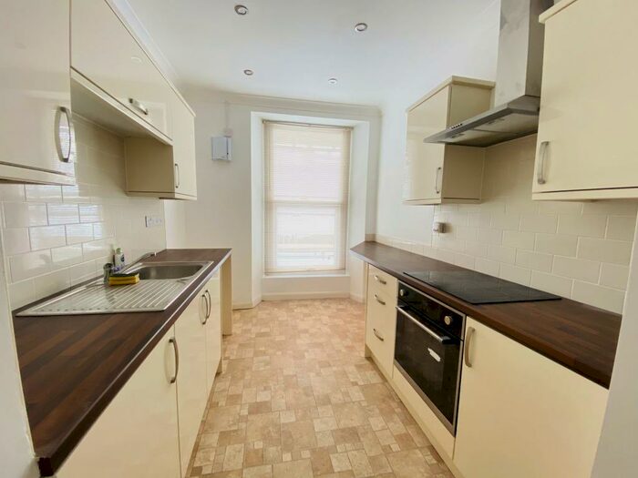 1 Bedroom Flat To Rent In Hill Park Crescent, Plymouth, PL4