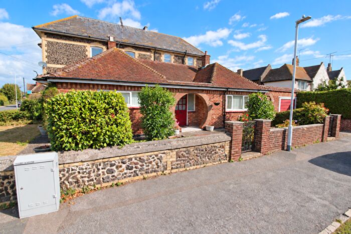 2 Bedroom Bungalow For Sale In Harold Avenue, Westgate-On-Sea, CT8
