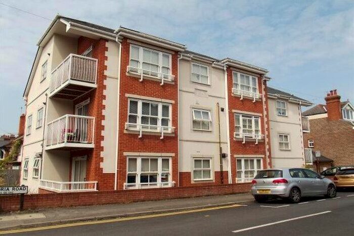 2 Bedroom Property To Rent In York Road, Guildford, GU1