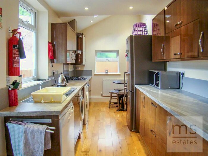 5 Bedroom Terraced House To Rent In Gloucester Avenue, Lenton, Nottingham, NG7