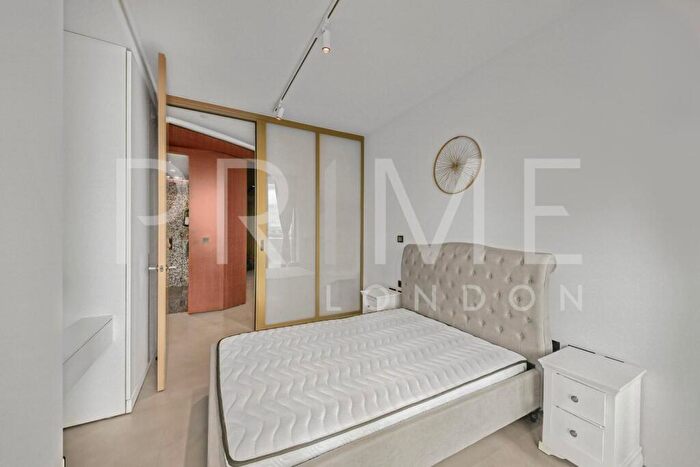 2 Bedroom Apartment For Sale In One Park Drive, Canary Wharf, London, E14