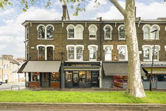 1 Bedroom Flat To Rent In Lauriston Road, Victoria Park, E9