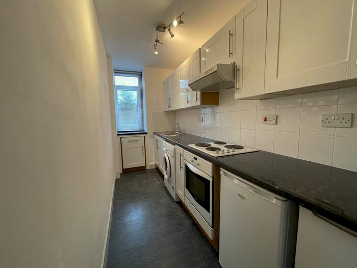 1 Bedroom Flat To Rent In Springhill, Dundee, DD4