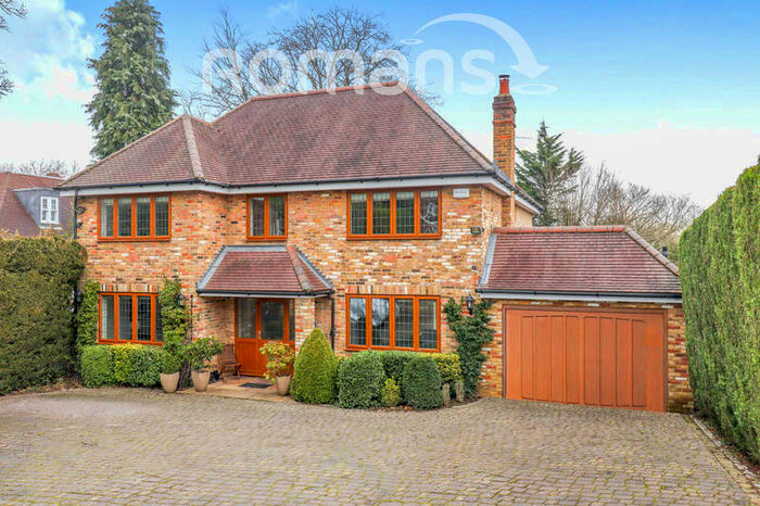 5 Bedroom Detached House To Rent In South Park Crescent, Gerrards Cross, SL9