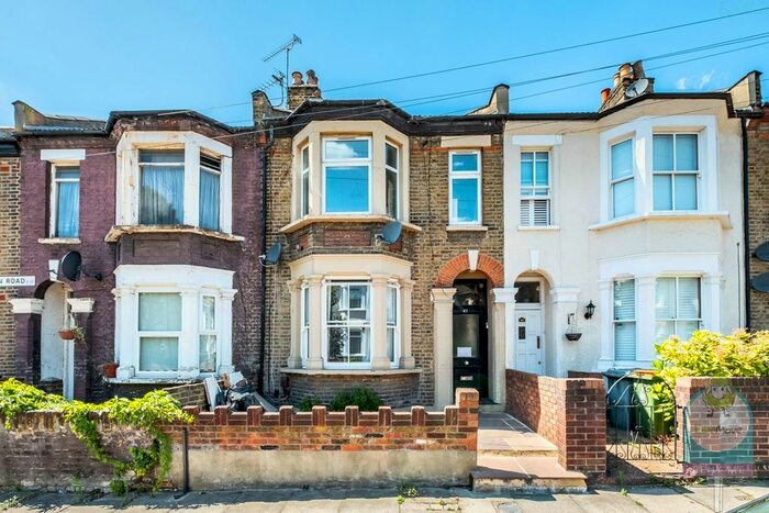 1 Bedroom Flat To Rent In Liddington Road, London, E15