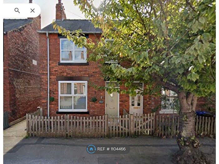 3 Bedroom End Of Terrace House To Rent In Richard Street, Selby, YO8