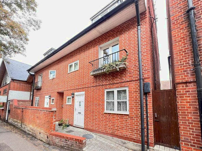 2 Bedroom Property To Rent In Church Lane, Wallingford, OX10