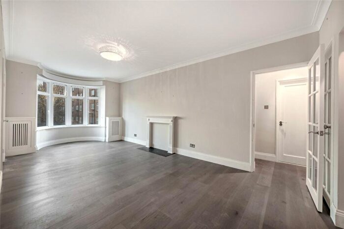 2 Bedroom Apartment For Sale In William Court, Hall Road, St John's Wood, London, NW8