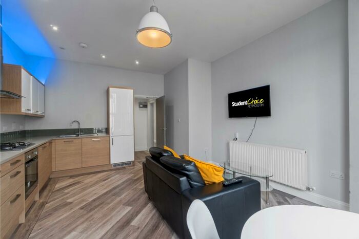 2 Bedroom Flat To Rent In Ford Park Road, Plymouth, Devon, PL4