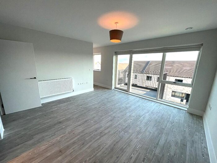 2 Bedroom Apartment To Rent In Honeysuckle Walk, Southmead, Bristol, BS10
