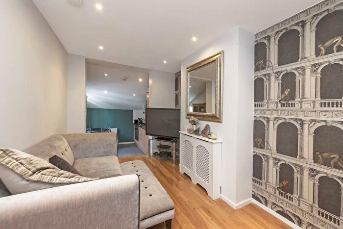 1 Bedroom Flat To Rent In Sunnyhill Road, Streatham, SW16