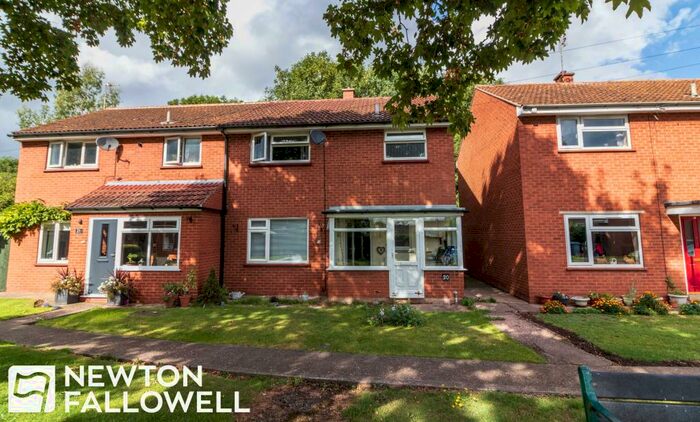 3 Bedroom Semi-Detached House For Sale In Habblesthorpe Close, Habblesthorpe, DN22