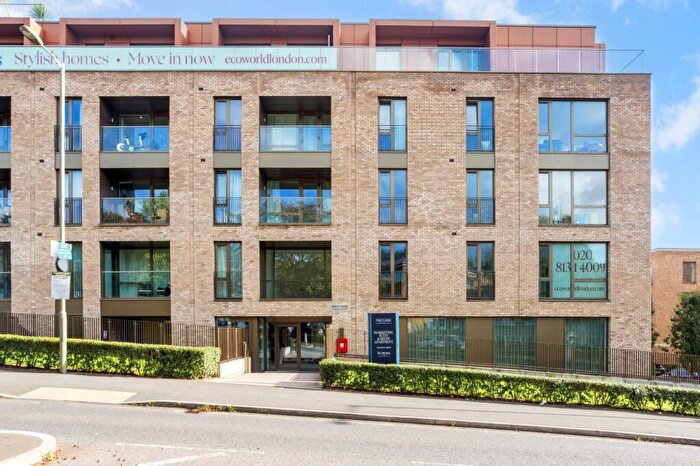 2 Bedroom Penthouse For Sale In The Claves, Inglis Way, Millbrook Park, London, NW7