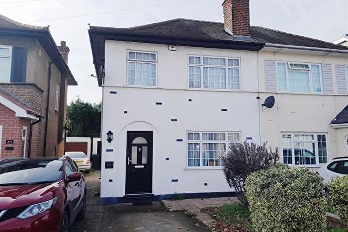 4 Bedroom Terraced House To Rent In Lansbury Drive, Hayes, UB4