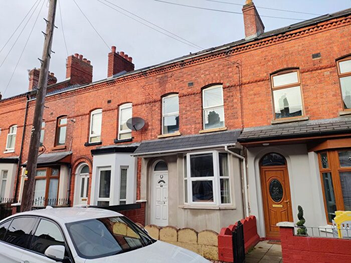 3 Bedroom Terraced House For Sale In Farnham Street, Belfast, BT7