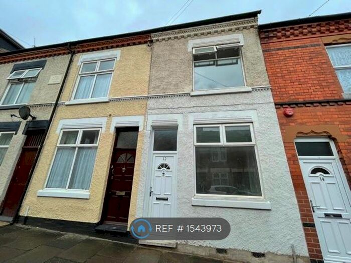 2 Bedroom Terraced House To Rent In Farringdon Street, Leicester, LE5