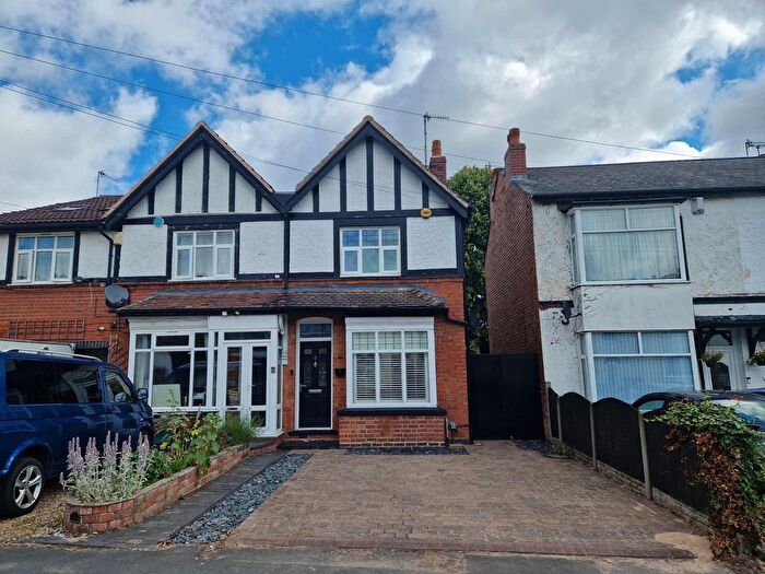 2 Bedroom Semi-Detached House To Rent In Hawkesley Mill, Birmingham, B31