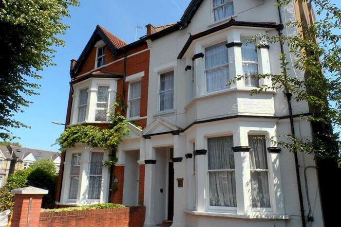 Studio To Rent In Broughton Road, London W13