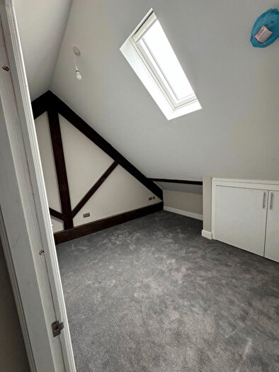 2 Bedroom Flat To Rent In Barnsley, S70