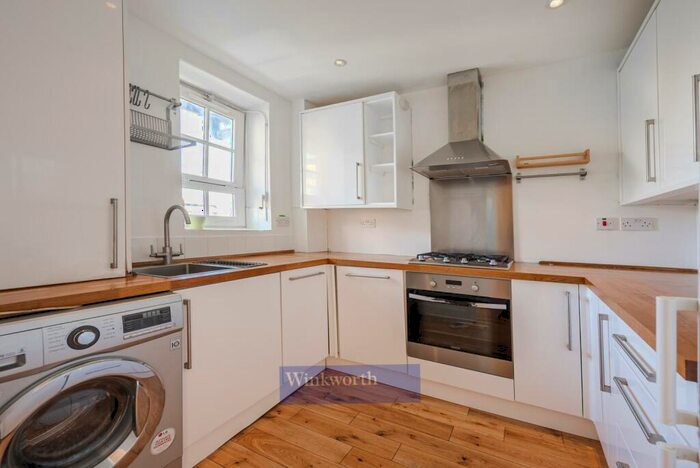 2 Bedroom Flat To Rent In Whitgift House, SE11