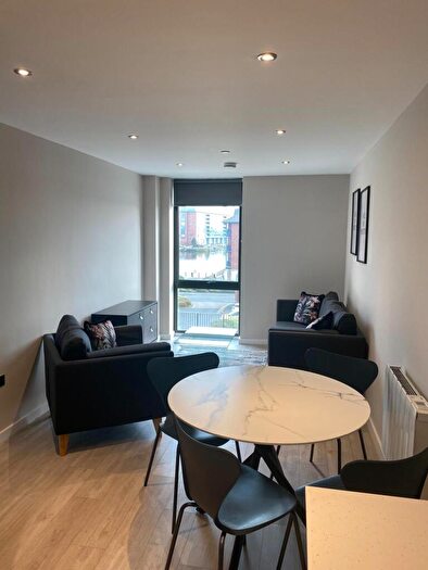 2 Bedroom Flat To Rent In Park Central, Jesse Hartley Way, Liverpool, L3