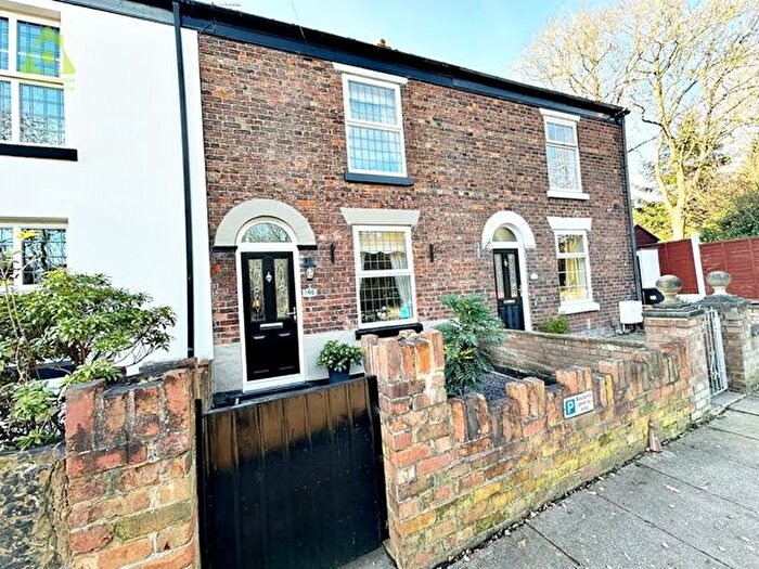 2 Bedroom Terraced House For Sale In Lower Leigh Road, Westhoughton, BL5