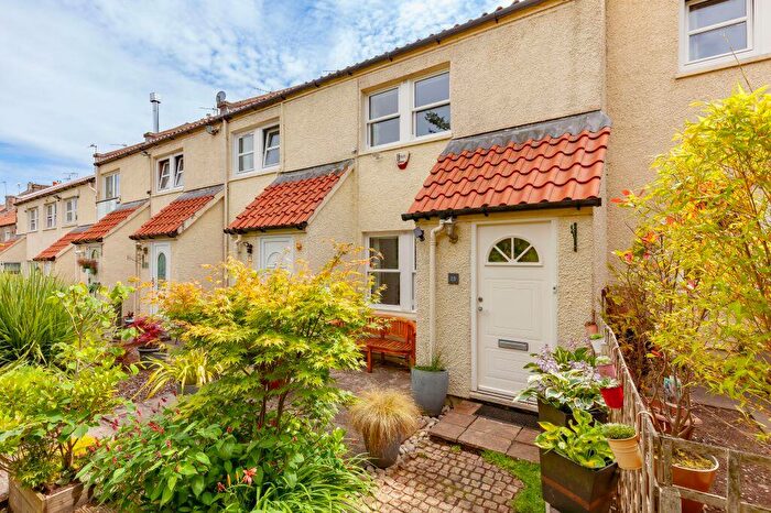 2 Bedroom Terraced House For Sale In Caddell's Row, Edinburgh, EH4