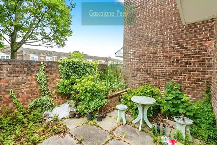 1 Bedroom Maisonette To Rent In Brighton Hill, Basingstoke, RG22