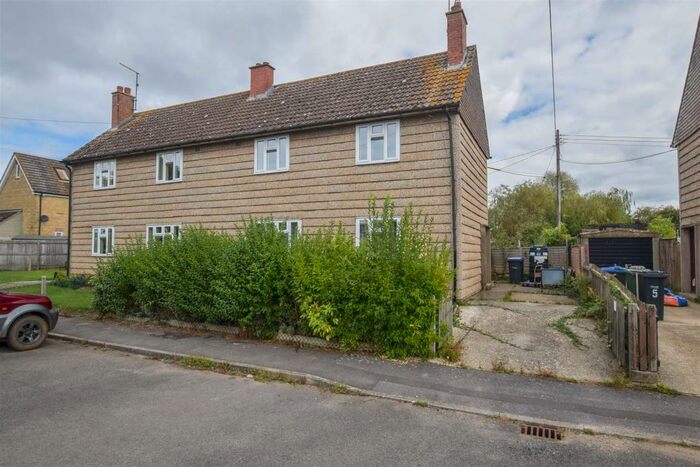 3 Bedroom Terraced House For Sale In Hillside, Leigh, Swindon, SN6
