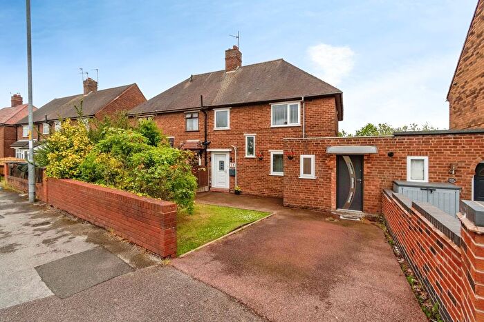 3 Bedroom Semi Detached House For Sale In Morris Avenue, Walsall, West Midlands, WS2
