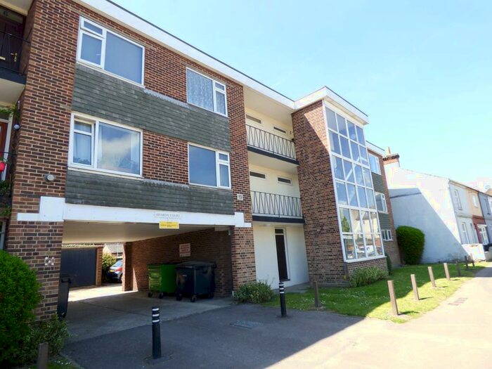 1 Bedroom Flat To Rent In Sharon Court, Gosport, PO12