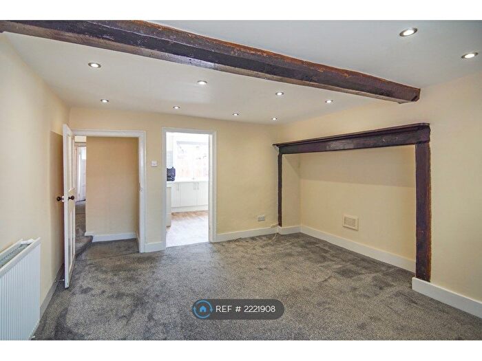 2 Bedroom Terraced House To Rent In High Street, Coleshill, Birmingham, B46
