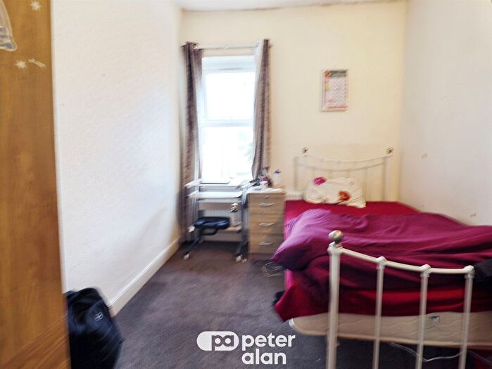 4 Bedroom Terraced House For Sale In Topaz Street, Cardiff, CF24