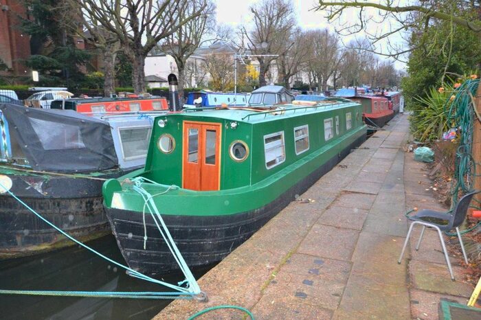 1 Bedroom Houseboat To Rent In Regent's Canal, Little Venice, London, W9