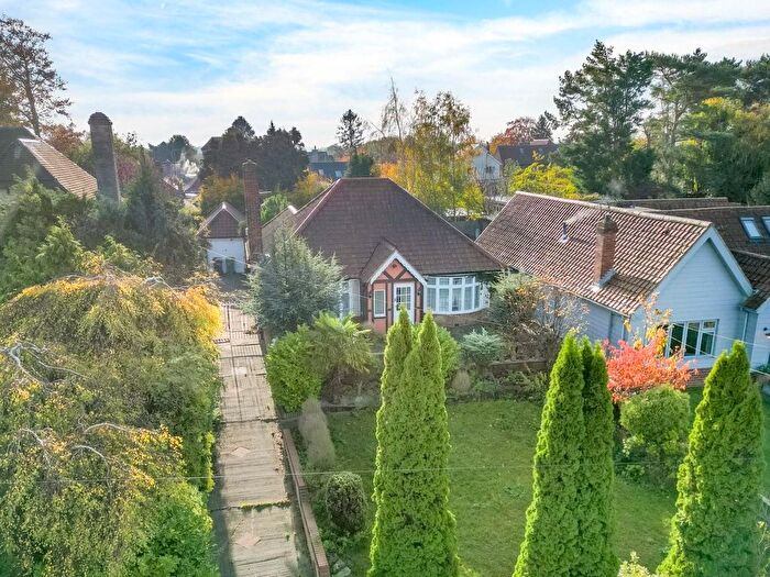 3 Bedroom Bungalow For Sale In Tadcaster Road, Copmanthorpe, York, YO23