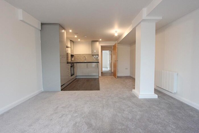 2 Bedroom Flat To Rent In St Radigunds Road, Dover, Dover, CT17