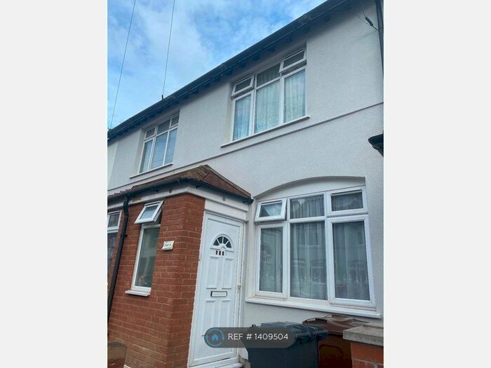 2 Bedroom Detached House To Rent In Morley Road, Barking, IG11