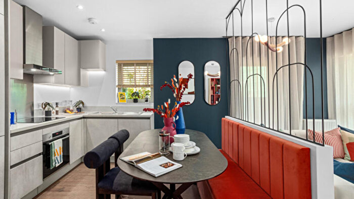 2 Bedroom Apartment For Sale In Flagstaff Road, Reading, RG2