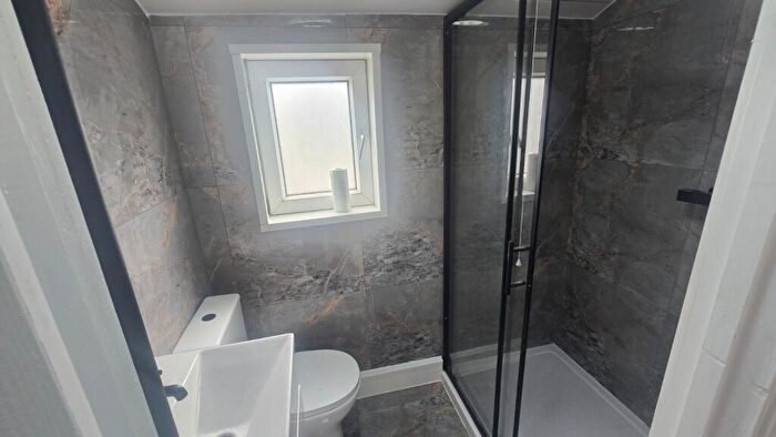 5 Bedroom Terraced House To Rent In North Road, Cathays, Cardiff, CF10
