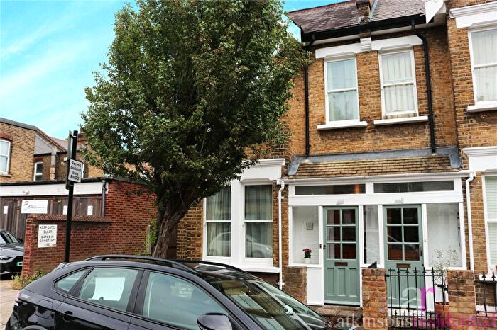 3 Bedroom Semi-Detached House For Sale In Manor Road, Enfield, Middlesex, EN2