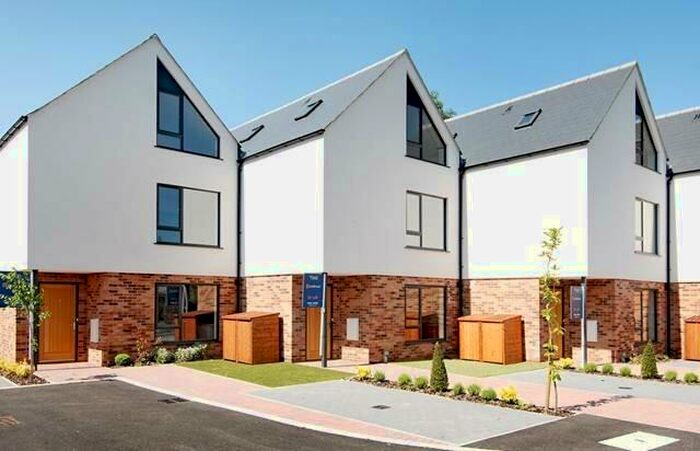 4 Bedroom Terraced House To Rent In Temple Mews, Cowley, Oxford, Oxfordshire, OX4