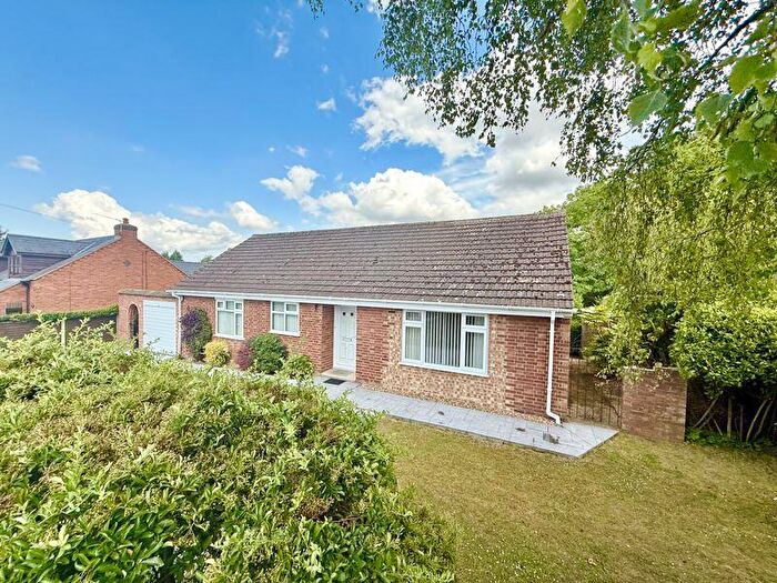 3 Bedroom Detached Bungalow For Sale In Highly Desirable Bungalow, NG33