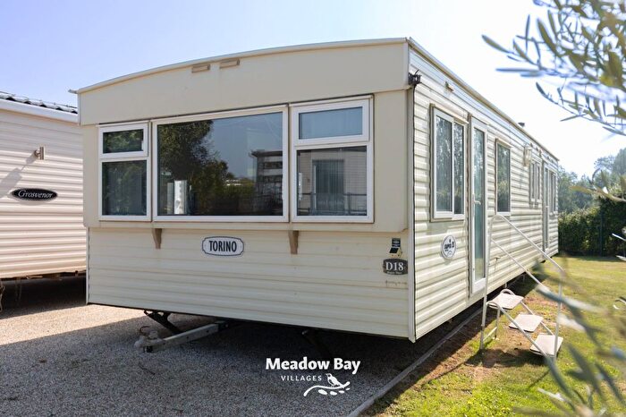 3 Bedroom Park Home For Sale In Plough Road, Minster On Sea, Sheerness, ME12