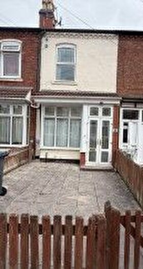 2 Bedroom Terraced House To Rent In Ashbourne Grove, Birmingham, B6