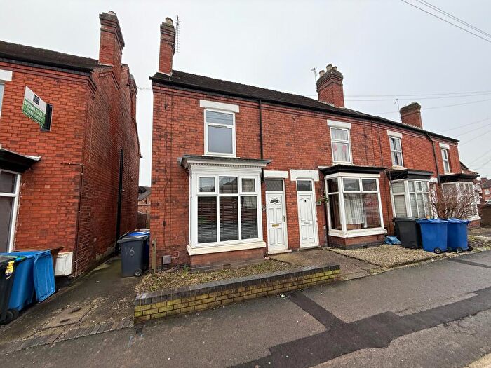 2 Bedroom End Of Terrace House To Rent In Dover Road, Burton-On-Trent, DE13