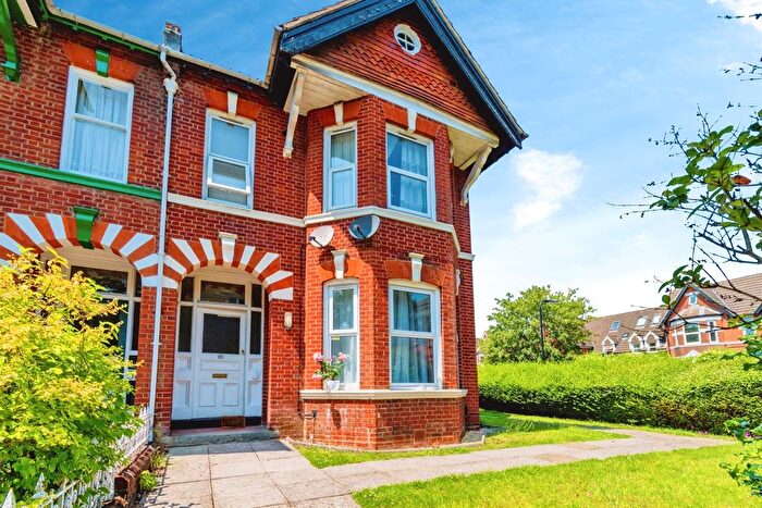 1 Bedroom Flat For Sale In Hill Lane, Southampton, SO15