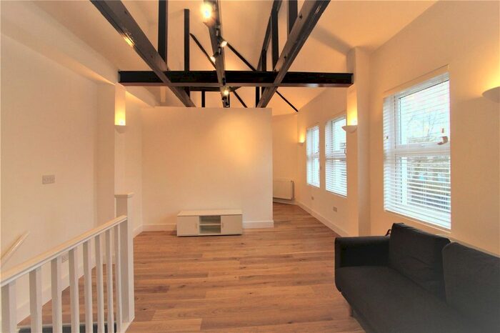 Studio To Rent In Broadway, Ealing, London, W13