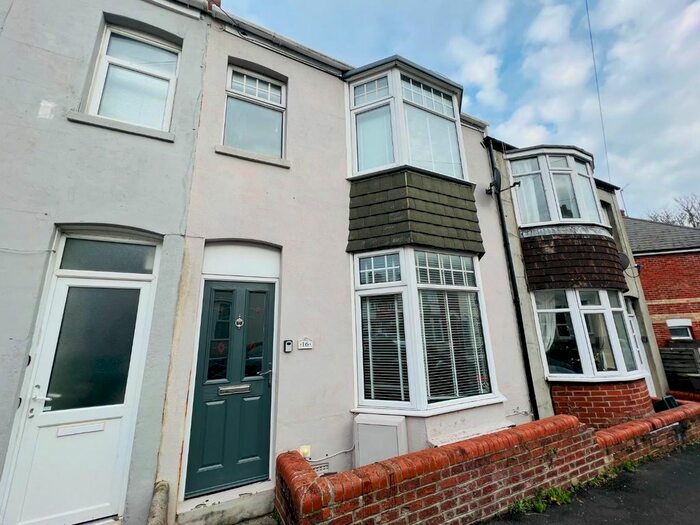 3 Bedroom Terraced House To Rent In Prince Of Wales Road, Weymouth, DT4