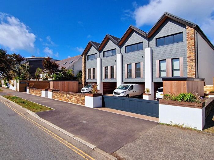 4 Bedroom Property To Rent In Pentire Avenue, Newquay, TR7