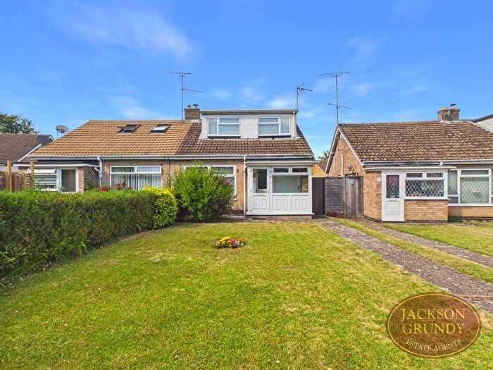 3 Bedroom Semi-Detached House For Sale In Tithe Way, Roade, NN7